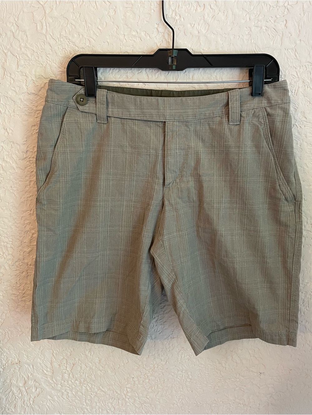 The North Face Women's Olive Plaid Flat Front Shorts